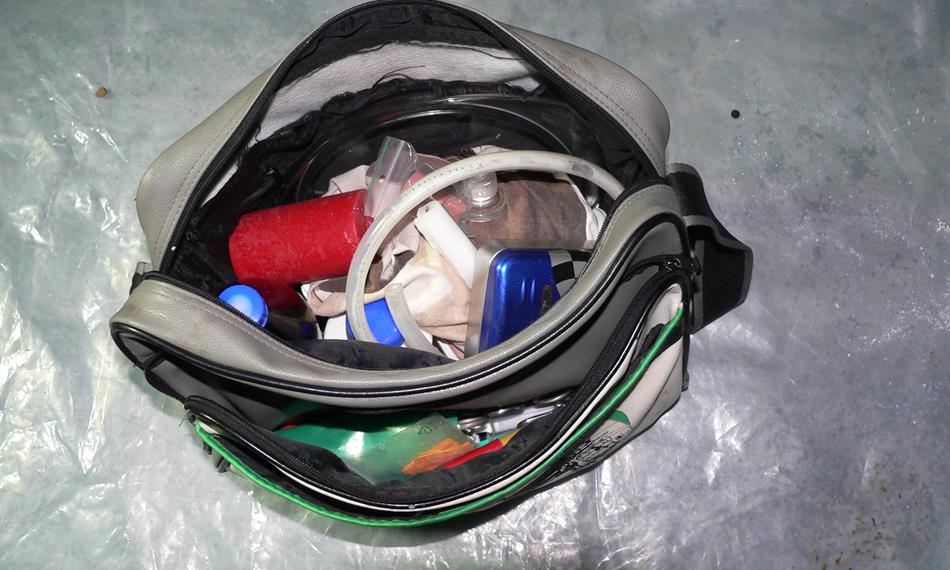 2014-3-18-103taška s vyybavením k výrobě drog.JPG